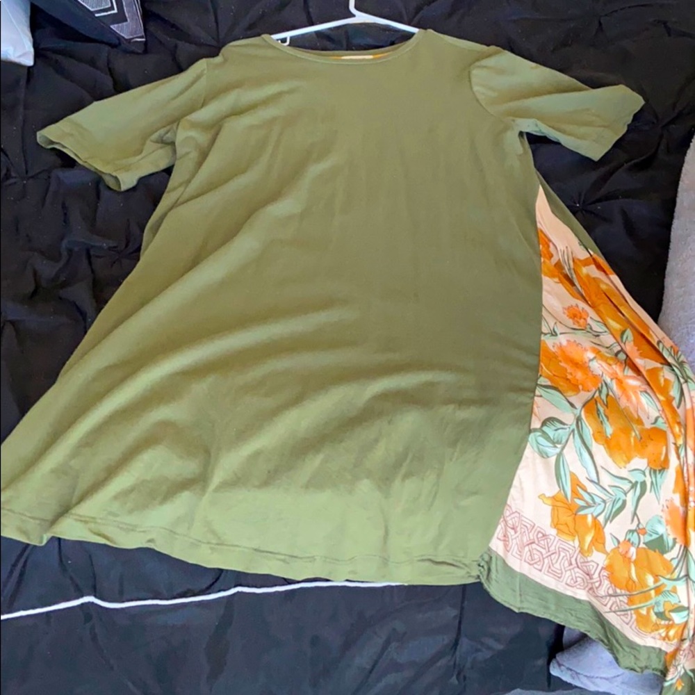 Anthropologie T- Shirt Dreas